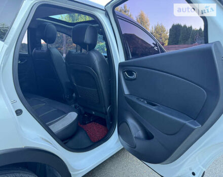 Рено Каптур, объемом двигателя 1.5 л и пробегом 87 тыс. км за 14900 $, фото 31 на Automoto.ua