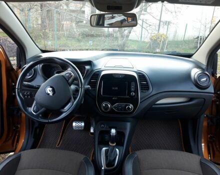 Желтый Рено Каптур, объемом двигателя 1.2 л и пробегом 63 тыс. км за 333 $, фото 18 на Automoto.ua