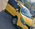 Желтый Рено Каптур, объемом двигателя 1.46 л и пробегом 213 тыс. км за 8200 $, фото 3 на Automoto.ua