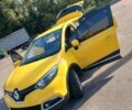 Желтый Рено Каптур, объемом двигателя 1.46 л и пробегом 213 тыс. км за 8200 $, фото 5 на Automoto.ua
