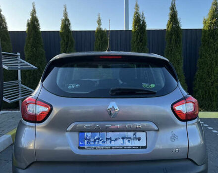 Серый Рено Каптур, объемом двигателя 1.5 л и пробегом 173 тыс. км за 8999 $, фото 8 на Automoto.ua