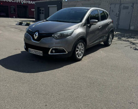 Серый Рено Каптур, объемом двигателя 1.5 л и пробегом 173 тыс. км за 8999 $, фото 2 на Automoto.ua