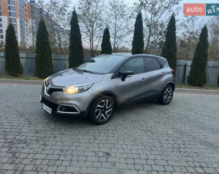 Серый Рено Каптур, объемом двигателя 1.2 л и пробегом 119 тыс. км за 10500 $, фото 1 на Automoto.ua