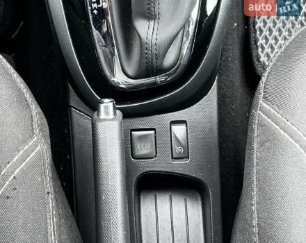 Сірий Рено Каптур, об'ємом двигуна 1.46 л та пробігом 182 тис. км за 10490 $, фото 30 на Automoto.ua