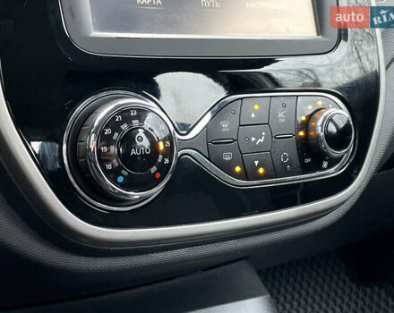 Сірий Рено Каптур, об'ємом двигуна 1.46 л та пробігом 182 тис. км за 10490 $, фото 27 на Automoto.ua