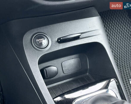 Сірий Рено Каптур, об'ємом двигуна 1.46 л та пробігом 182 тис. км за 10490 $, фото 26 на Automoto.ua