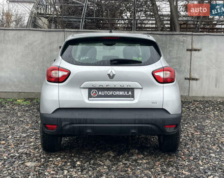 Сірий Рено Каптур, об'ємом двигуна 1.46 л та пробігом 182 тис. км за 10490 $, фото 8 на Automoto.ua