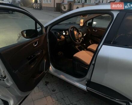 Серый Рено Каптур, объемом двигателя 1.46 л и пробегом 108 тыс. км за 12100 $, фото 1 на Automoto.ua