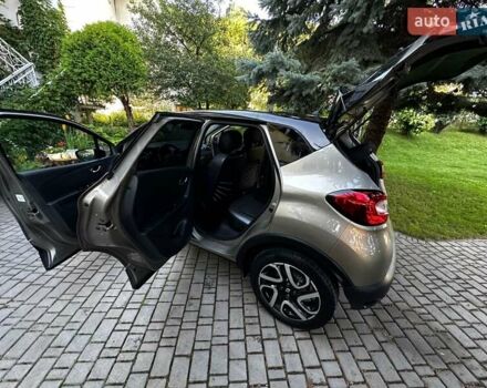 Сірий Рено Каптур, об'ємом двигуна 1.2 л та пробігом 43 тис. км за 11500 $, фото 36 на Automoto.ua