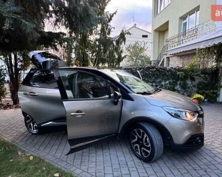 Рено Каптур 2016 в Львове на Automoto.ua Серый Рено Каптур, объемом двигателя 1.2 л и пробегом 80 тыс. км за 10700 $, фото 13 на Automoto.ua