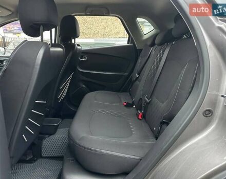 Сірий Рено Каптур, об'ємом двигуна 1.2 л та пробігом 179 тис. км за 11990 $, фото 9 на Automoto.ua