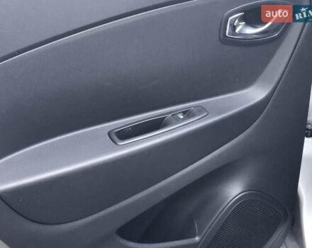 Сірий Рено Каптур, об'ємом двигуна 1.5 л та пробігом 172 тис. км за 12499 $, фото 21 на Automoto.ua