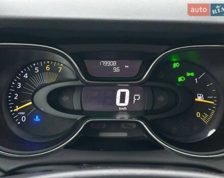 Сірий Рено Каптур, об'ємом двигуна 1.2 л та пробігом 179 тис. км за 11990 $, фото 12 на Automoto.ua