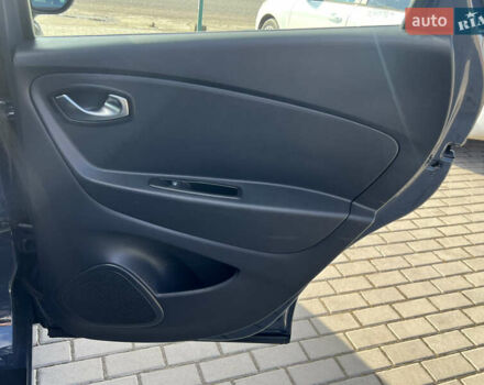 Серый Рено Каптур, объемом двигателя 1.46 л и пробегом 190 тыс. км за 12143 $, фото 20 на Automoto.ua