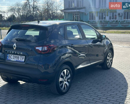 Серый Рено Каптур, объемом двигателя 1.46 л и пробегом 190 тыс. км за 12143 $, фото 6 на Automoto.ua