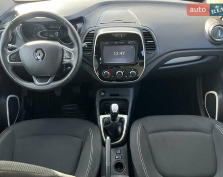 Серый Рено Каптур, объемом двигателя 1.46 л и пробегом 190 тыс. км за 12143 $, фото 18 на Automoto.ua
