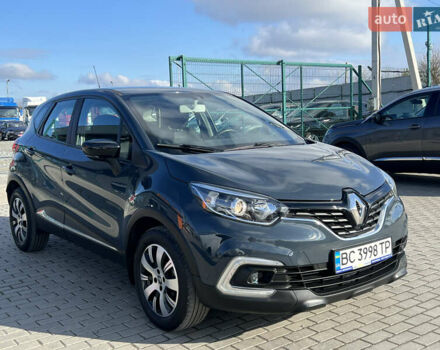 Серый Рено Каптур, объемом двигателя 1.46 л и пробегом 190 тыс. км за 12143 $, фото 1 на Automoto.ua