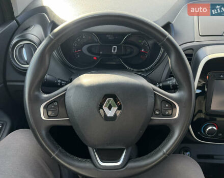 Серый Рено Каптур, объемом двигателя 1.46 л и пробегом 190 тыс. км за 12143 $, фото 13 на Automoto.ua