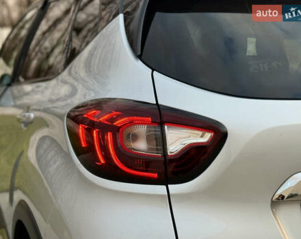 Серый Рено Каптур, объемом двигателя 0 л и пробегом 114 тыс. км за 8599 $, фото 13 на Automoto.ua