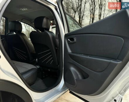 Серый Рено Каптур, объемом двигателя 0 л и пробегом 114 тыс. км за 8599 $, фото 40 на Automoto.ua