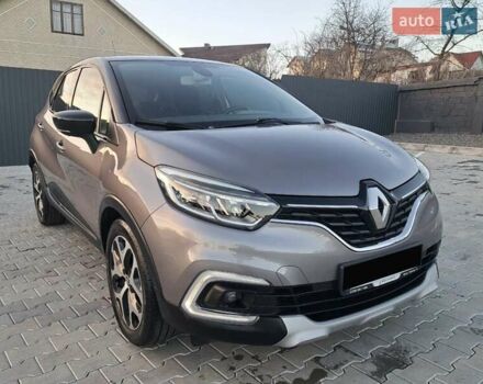 Серый Рено Каптур, объемом двигателя 1.5 л и пробегом 80 тыс. км за 14500 $, фото 3 на Automoto.ua