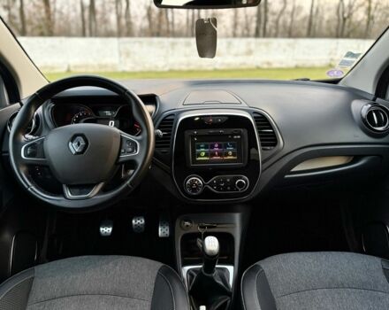 Сірий Рено Каптур, об'ємом двигуна 0 л та пробігом 114 тис. км за 8599 $, фото 4 на Automoto.ua