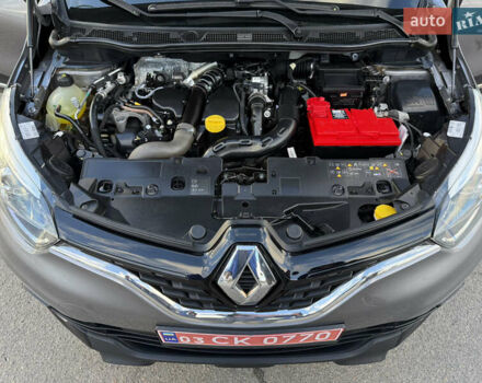 Серый Рено Каптур, объемом двигателя 1.5 л и пробегом 141 тыс. км за 14399 $, фото 91 на Automoto.ua