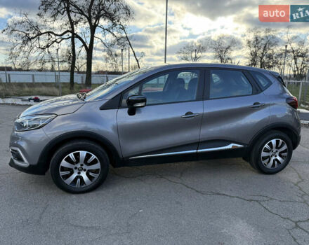 Серый Рено Каптур, объемом двигателя 1.5 л и пробегом 141 тыс. км за 14399 $, фото 28 на Automoto.ua