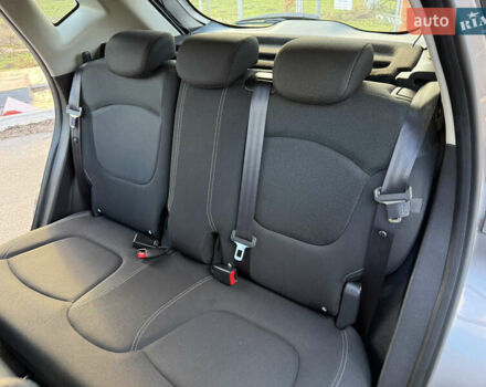 Серый Рено Каптур, объемом двигателя 1.5 л и пробегом 141 тыс. км за 14399 $, фото 71 на Automoto.ua