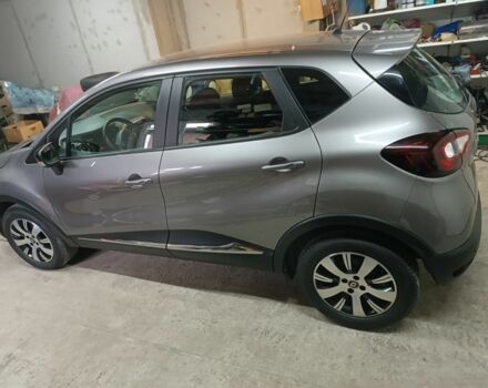 Серый Рено Каптур, объемом двигателя 1.5 л и пробегом 140 тыс. км за 13700 $, фото 6 на Automoto.ua