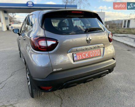 Серый Рено Каптур, объемом двигателя 1.5 л и пробегом 141 тыс. км за 14399 $, фото 22 на Automoto.ua