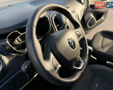 Серый Рено Каптур, объемом двигателя 1.5 л и пробегом 141 тыс. км за 14399 $, фото 79 на Automoto.ua