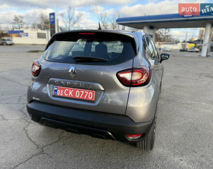 Серый Рено Каптур, объемом двигателя 1.5 л и пробегом 141 тыс. км за 14399 $, фото 20 на Automoto.ua