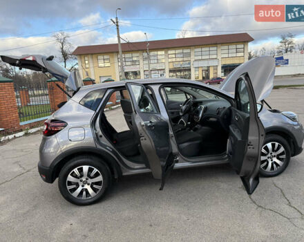 Серый Рено Каптур, объемом двигателя 1.5 л и пробегом 141 тыс. км за 14399 $, фото 108 на Automoto.ua