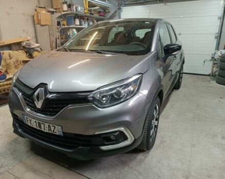 Серый Рено Каптур, объемом двигателя 1.5 л и пробегом 140 тыс. км за 13700 $, фото 2 на Automoto.ua