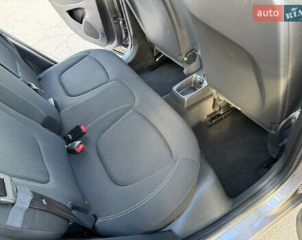 Серый Рено Каптур, объемом двигателя 1.5 л и пробегом 141 тыс. км за 14399 $, фото 59 на Automoto.ua