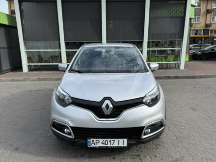 Рено Каптур 2014 в Софіївська Борщагівка на Automoto.ua Серый Рено Каптур, объемом двигателя 1.46 л и пробегом 181 тыс. км за 10999 $, фото 1 на Automoto.ua