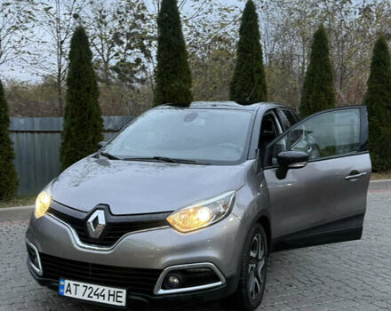 Серый Рено Каптур, объемом двигателя 1.2 л и пробегом 119 тыс. км за 10500 $, фото 1 на Automoto.ua