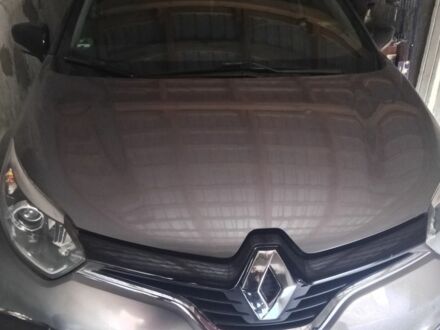 Серый Рено Каптур, объемом двигателя 1.5 л и пробегом 64 тыс. км за 14500 $, фото 1 на Automoto.ua