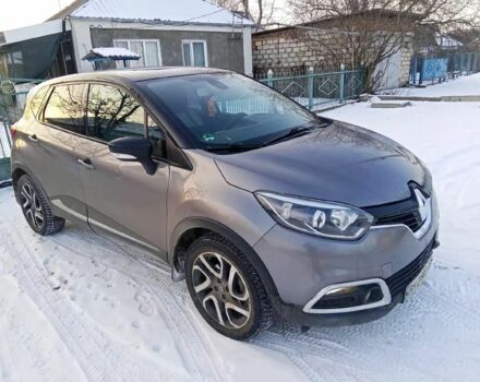 Серый Рено Каптур, объемом двигателя 0 л и пробегом 65 тыс. км за 14700 $, фото 1 на Automoto.ua