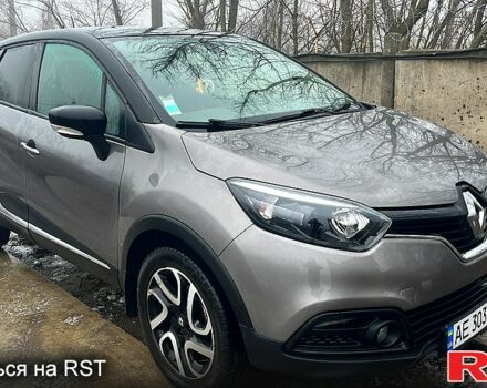 Серый Рено Каптур, объемом двигателя 1.5 л и пробегом 100 тыс. км за 13800 $, фото 1 на Automoto.ua