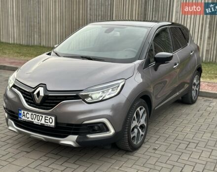 Серый Рено Каптур, объемом двигателя 1.46 л и пробегом 45 тыс. км за 16500 $, фото 1 на Automoto.ua