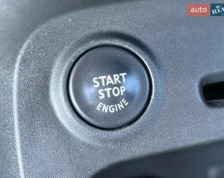 Синий Рено Каптур, объемом двигателя 1.5 л и пробегом 94 тыс. км за 11500 $, фото 46 на Automoto.ua