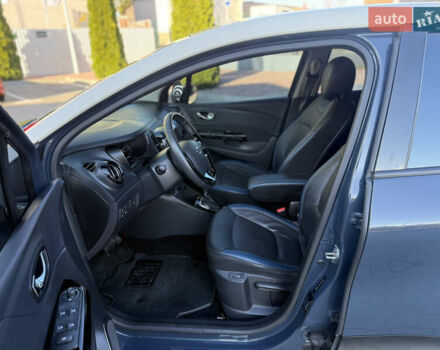 Синий Рено Каптур, объемом двигателя 1.5 л и пробегом 94 тыс. км за 11500 $, фото 28 на Automoto.ua