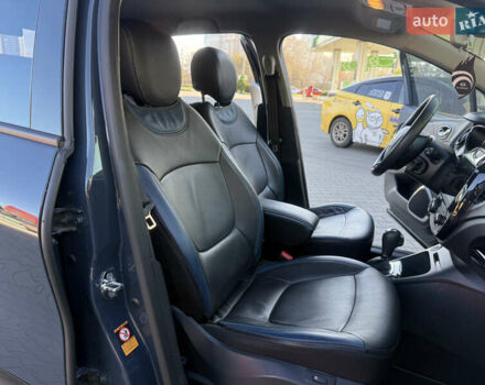Синий Рено Каптур, объемом двигателя 1.5 л и пробегом 94 тыс. км за 11500 $, фото 41 на Automoto.ua