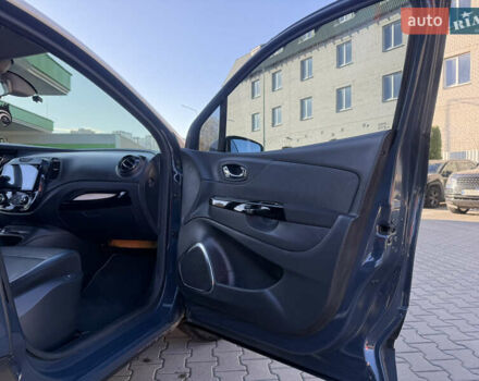 Синий Рено Каптур, объемом двигателя 1.5 л и пробегом 94 тыс. км за 11500 $, фото 39 на Automoto.ua