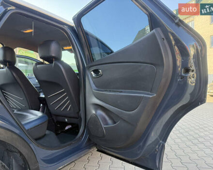 Синий Рено Каптур, объемом двигателя 1.5 л и пробегом 94 тыс. км за 11500 $, фото 35 на Automoto.ua