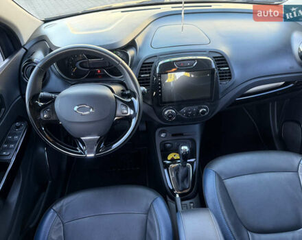 Синий Рено Каптур, объемом двигателя 1.5 л и пробегом 94 тыс. км за 11500 $, фото 42 на Automoto.ua