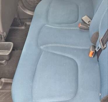 Синій Рено Каптур, об'ємом двигуна 1.2 л та пробігом 98 тис. км за 11350 $, фото 7 на Automoto.ua