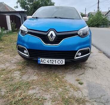 Синій Рено Каптур, об'ємом двигуна 1.2 л та пробігом 98 тис. км за 11350 $, фото 10 на Automoto.ua